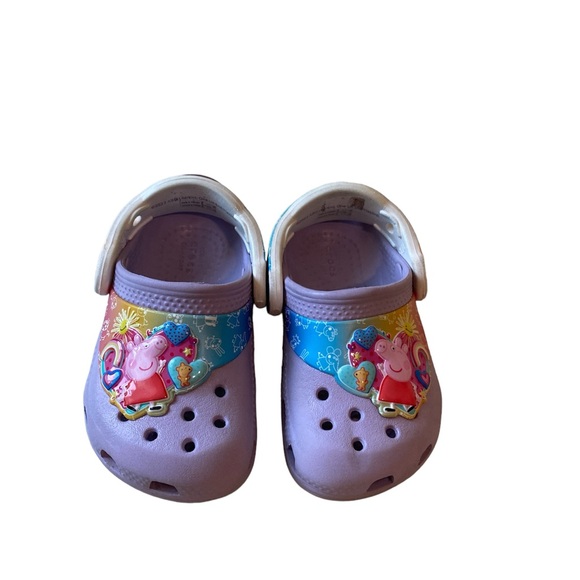 Pepa pig crocs size 5c toodler 💜 - Picture 2 of 3